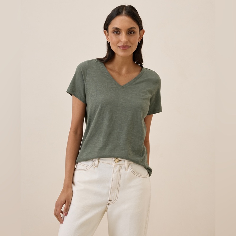 Pact 100% Organic Cotton Featherweight Slub V-Neck T-Shirt